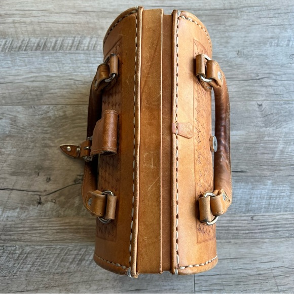 Vintage Leather Handmade Tooled Buckle Shoulder Hand Bag - Picture 9 of 14